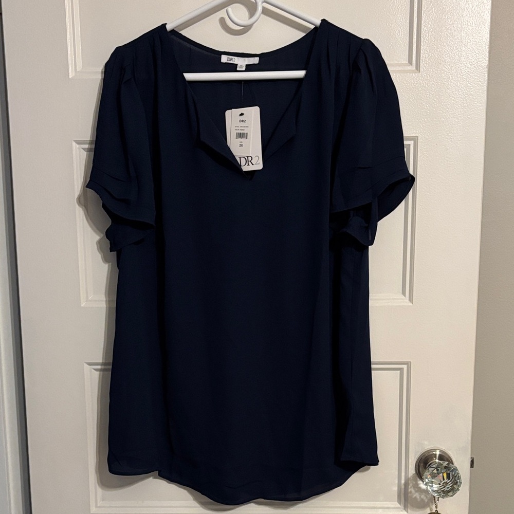 BNWT DR2 flutter sleeve navy blue blouse - size 2X
